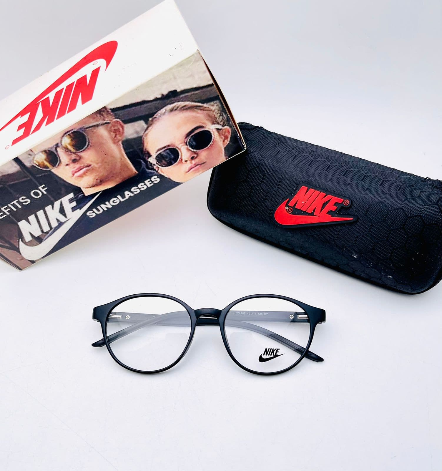 Gambar dari Kacamata Pria Wanita NIKE Oval 9907 Special Edition