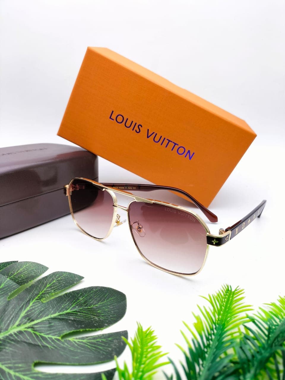 Gambar dari Kacamata Fashion Louis Vuitton 72313 Model Aviator
