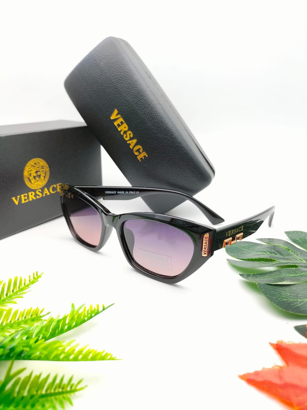 Gambar dari Kacamata Fashion Wanita Versace F8009 Lensa Polarized