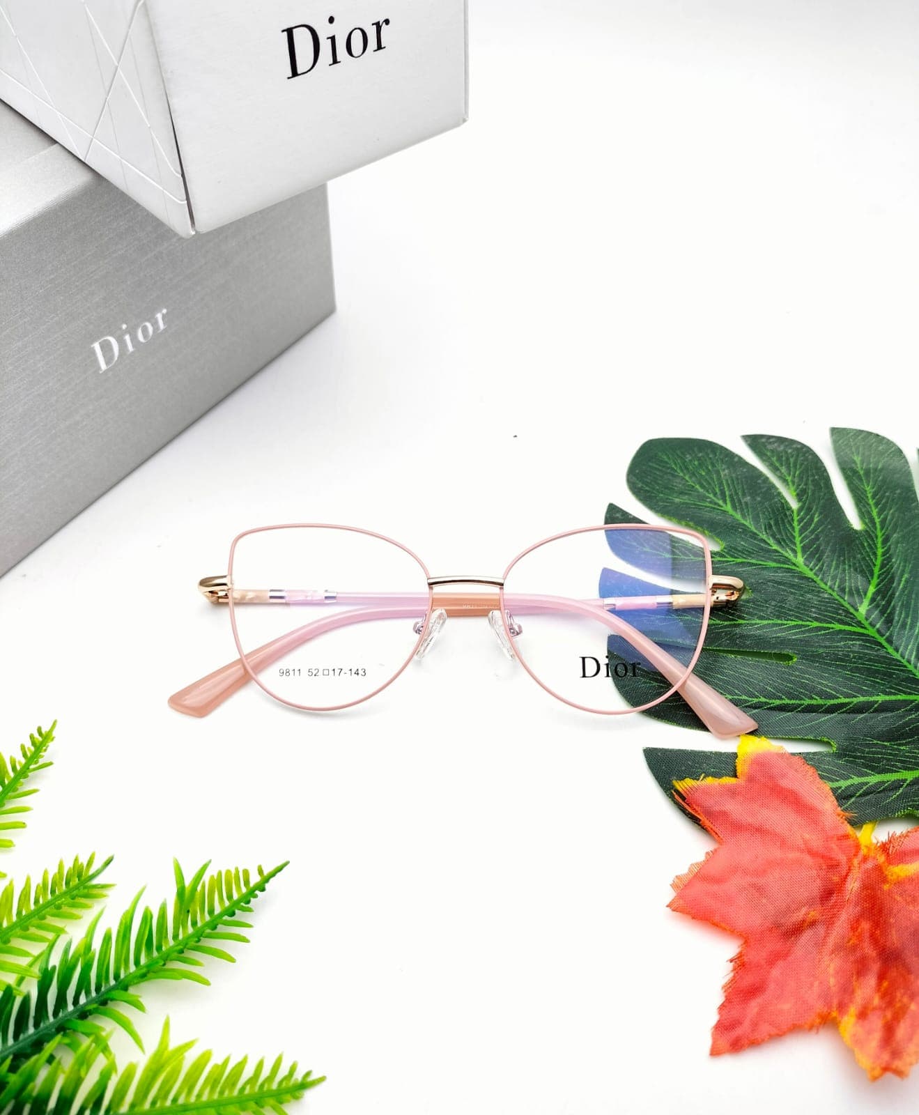 Gambar dari Frame Kacamata Dior 9811 For Ladies